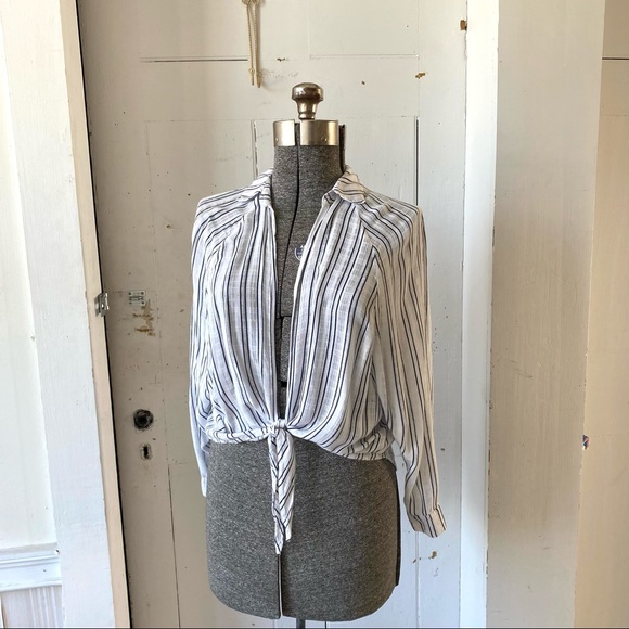 BDG for UO Tie Front Stripe Over Blouse Top - Picture 3 of 12